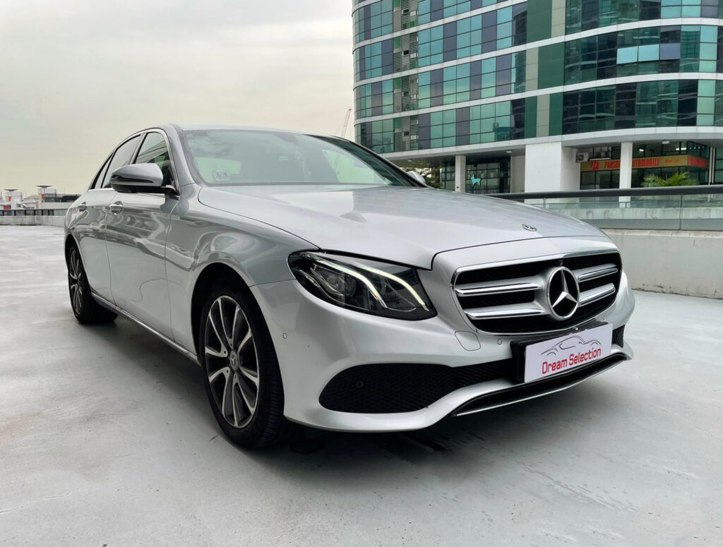 Second-hand car Mercedes-Benz E250